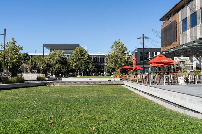 Photo of property in 103/1 Buscomb Avenue, Henderson, Auckland, 0610