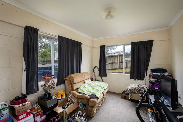 Photo of property in 235 Heta Road, Merrilands, New Plymouth, 4312