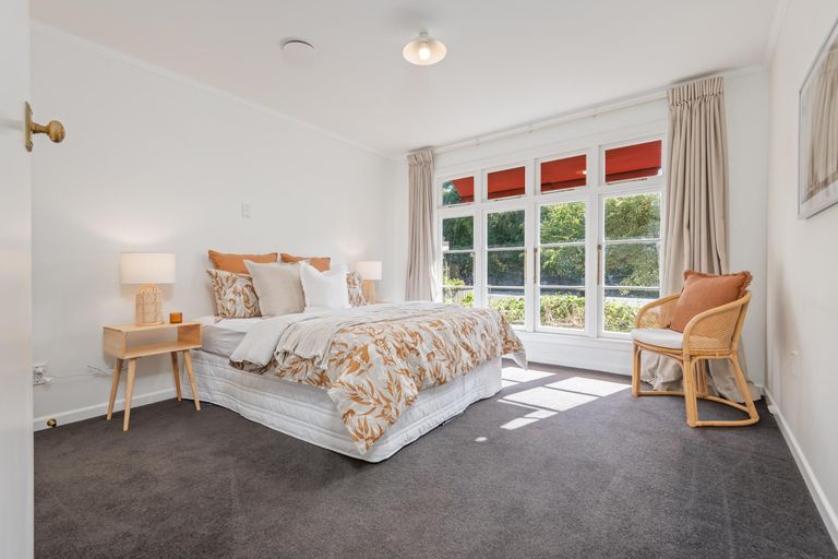 Photo of property in 162 Victoria Avenue, Hokowhitu, Palmerston North, 4410