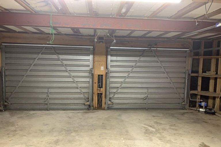 Photo of property in 38 Kawiu Road, Levin, 5510