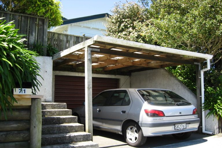 Photo of property in 71 Cashmere Avenue, Khandallah, Wellington, 6035