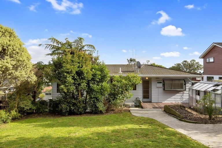 Photo of property in 47 Mercury Way, Whitby, Porirua, 5024