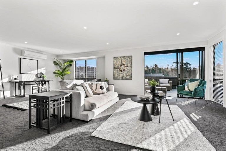 Photo of property in 318 Lakes Boulevard, Pyes Pa, Tauranga, 3112