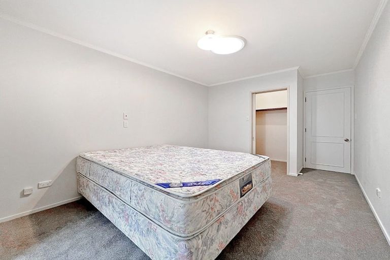 Photo of property in 1/17 Milford Road, Milford, Auckland, 0620