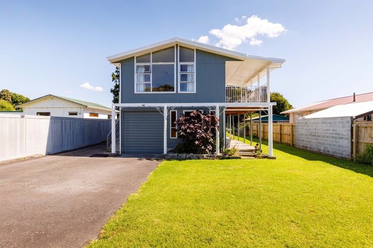 Photo of property in 27 Leslie Street, Waitara, 4320