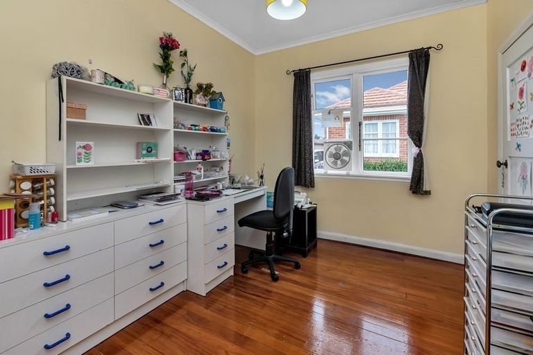 Photo of property in 15 Churchill Street, Kensington, Whangarei, 0112