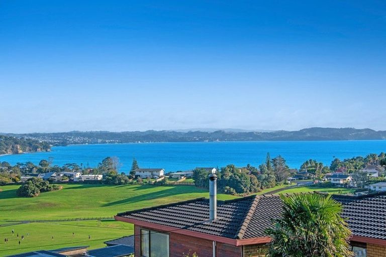Photo of property in 50 Stanmore Bay Road, Stanmore Bay, Whangaparaoa, 0932