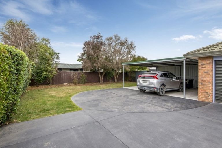 Photo of property in 25 Shannon Place, Belfast, Christchurch, 8051