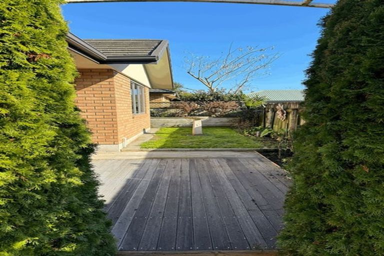 Photo of property in 127 Victoria Street, Cambridge, 3434