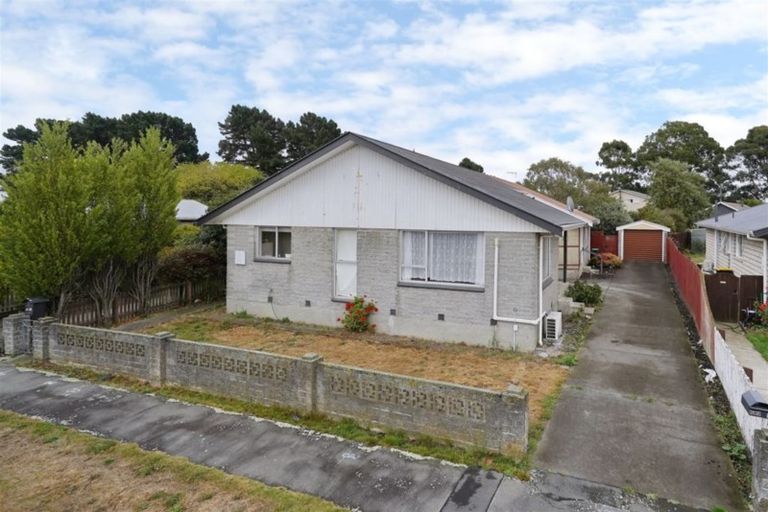 Photo of property in 1/17 Kuaka Crescent, Bromley, Christchurch, 8062