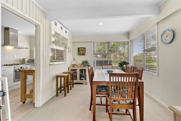 Photo of property in 43 Stella Drive, Clarks Beach, 2122