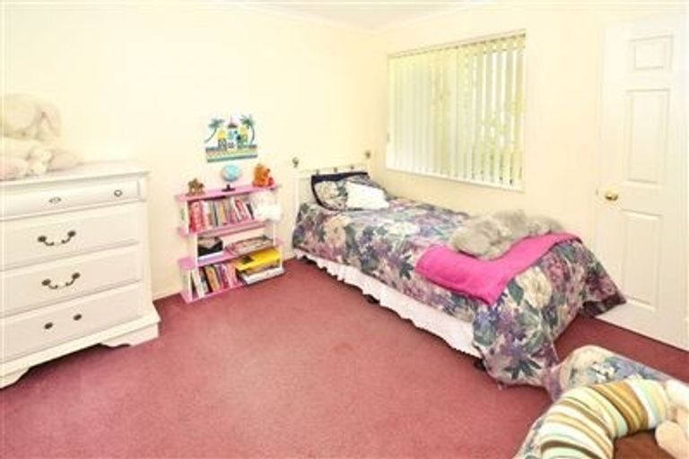 Photo of property in 26 Castaway Place, Gulf Harbour, Whangaparaoa, 0930