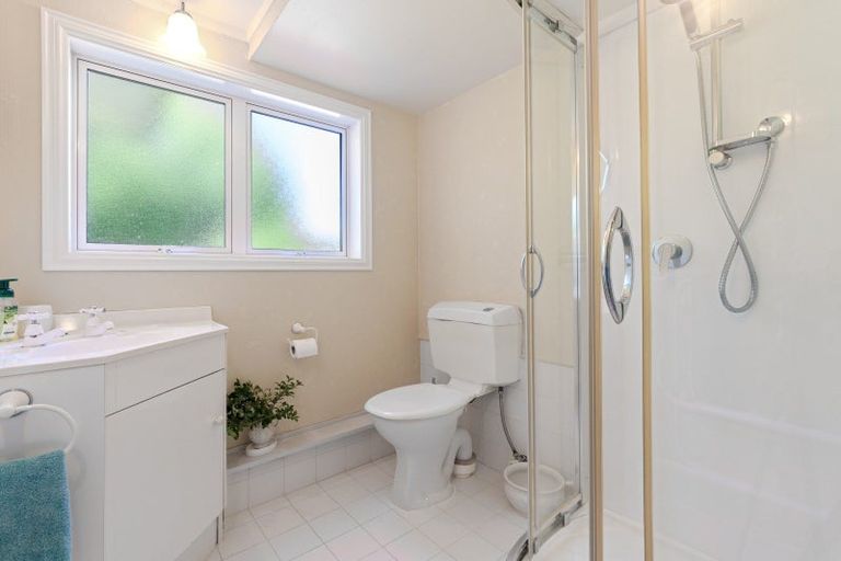 Photo of property in 47 Waikite Road, Welcome Bay, Tauranga, 3112