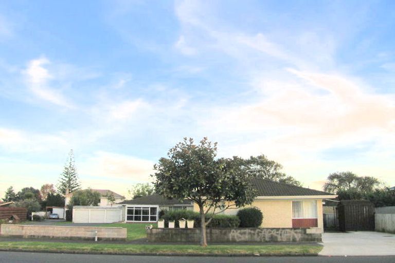 Photo of property in 2/117 Saint George Street, Papatoetoe, Auckland, 2025