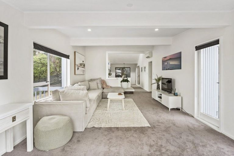 Photo of property in 36 Telstar Place, Beach Haven, Auckland, 0626