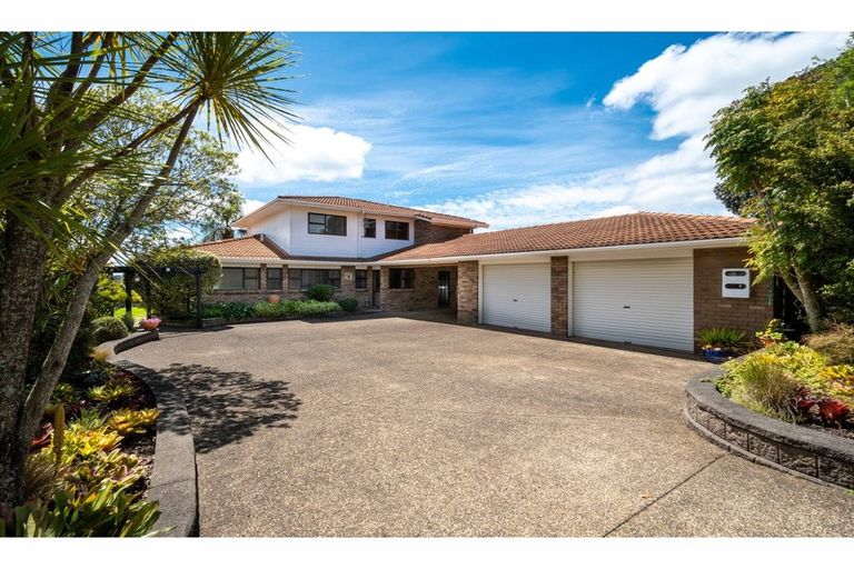 Photo of property in 14 Peters Lane, Taupaki, Henderson, 0782