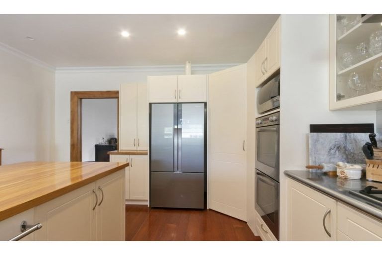 Photo of property in 22 Burnside Street, Waterloo, Lower Hutt, 5011