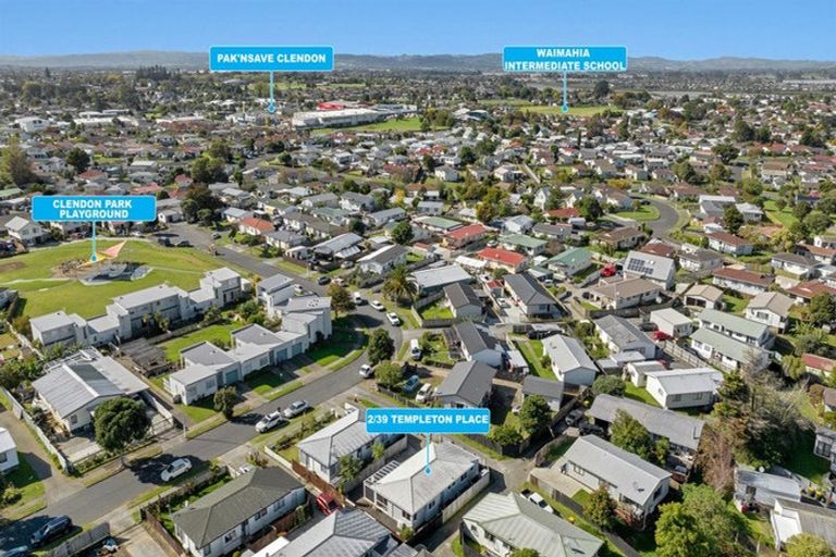 Photo of property in 2/39 Templeton Place, Clendon Park, Auckland, 2103