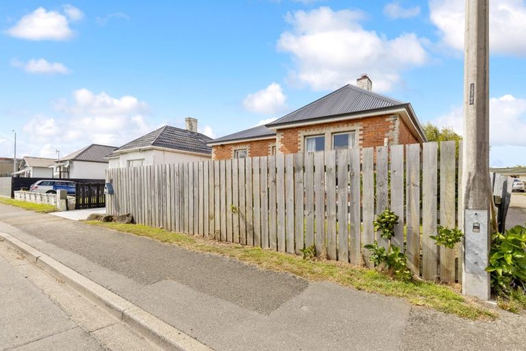 Photo of property in 37 Centre Street, Strathern, Invercargill, 9812