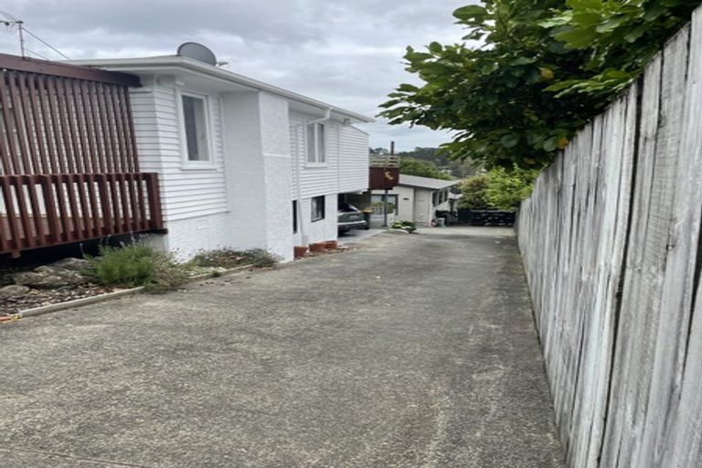 Photo of property in 209a Sturges Road, Henderson, Auckland, 0612