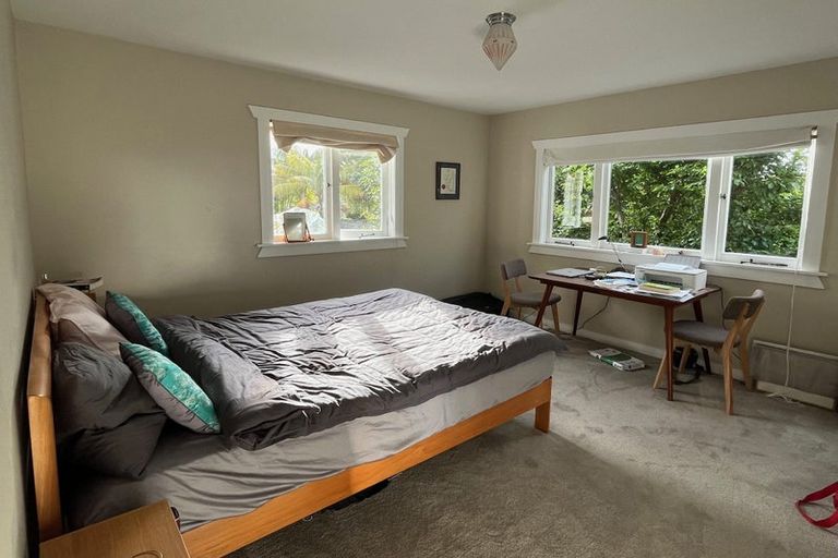 Photo of property in 22 St Michaels Avenue, Point Chevalier, Auckland, 1022