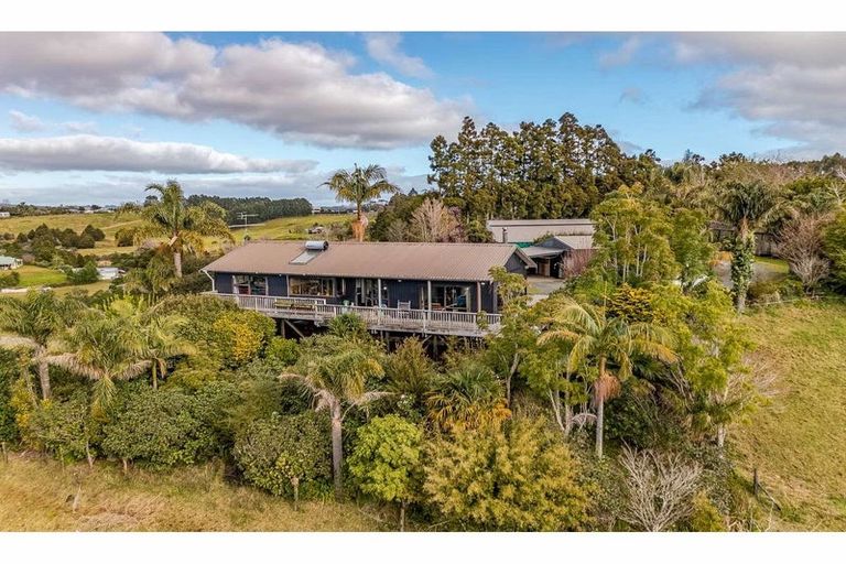 Photo of property in 2120e State Highway 10, Waipapa, Kerikeri, 0295