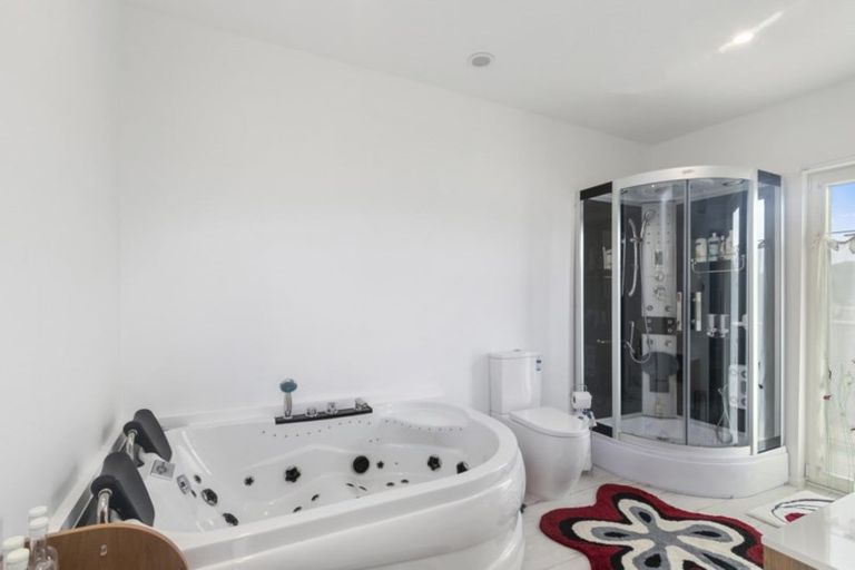 Photo of property in 55 Ruthven Road, Wainuiomata, Lower Hutt, 5014