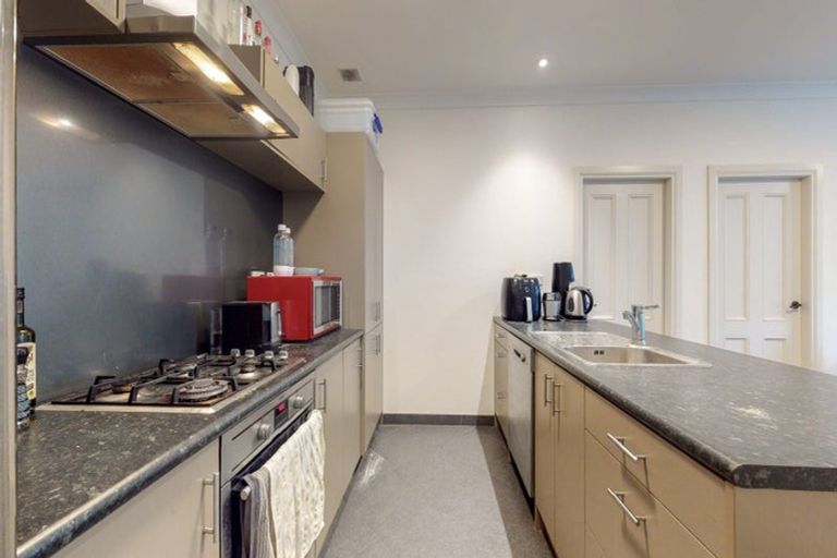 Photo of property in 44 Aurora Terrace, Kelburn, Wellington, 6012