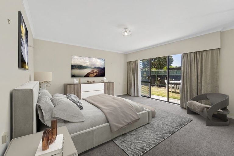 Photo of property in 32 Langdale Avenue, Paraparaumu, 5032