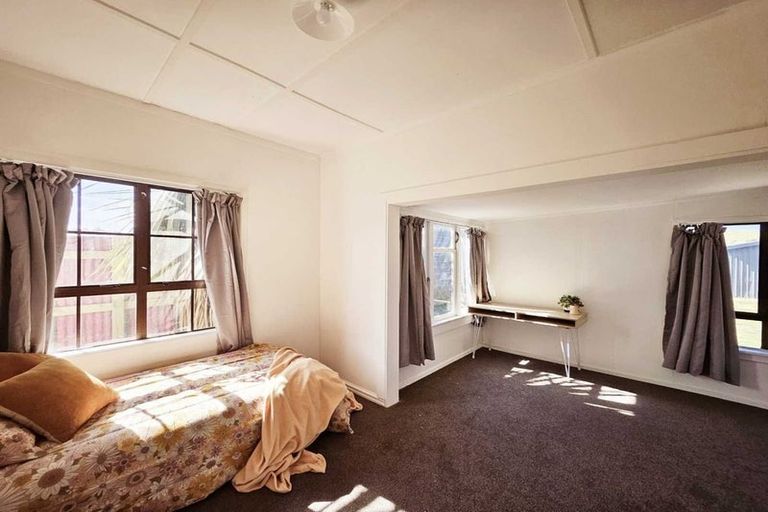 Photo of property in 68 Polson Street, Castlecliff, Whanganui, 4501