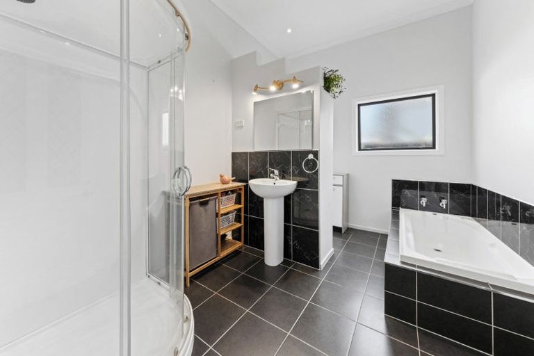 Photo of property in 47 Parris Street, Waitara, 4320