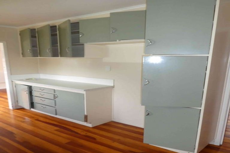 Photo of property in 49 Pohutukawa Road, Whenuapai, Auckland, 0618