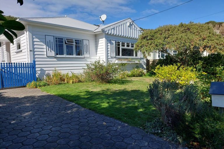 Photo of property in 23 Bentinck Avenue, Strathmore Park, Wellington, 6022