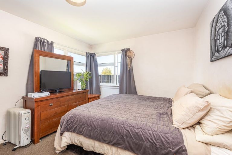 Photo of property in 12 Tavendale Place, St Albans, Christchurch, 8052