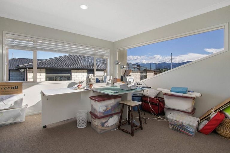 Photo of property in 32 Noble Johnston Drive, Katikati, 3129