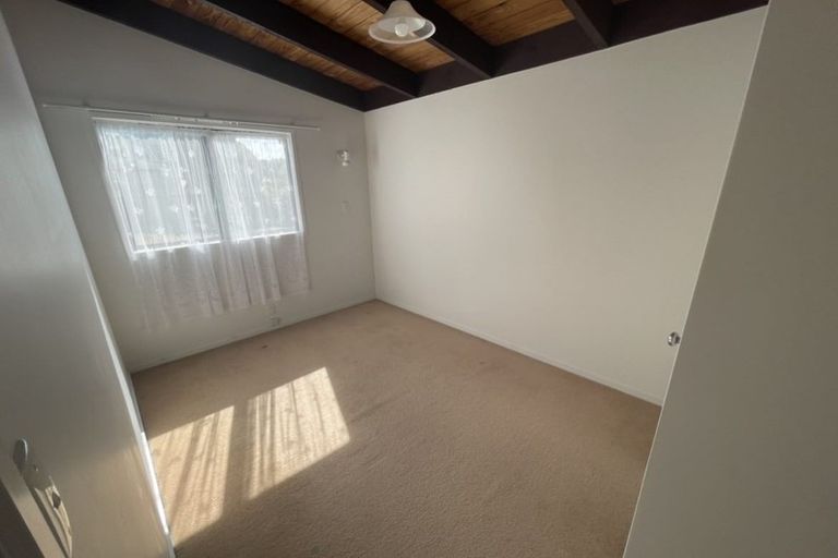 Photo of property in 9 Danbury Drive, Torbay, Auckland, 0630