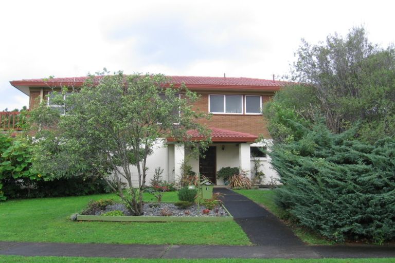 Photo of property in 1 Sanctuary Point, Sunnyhills, Auckland, 2010