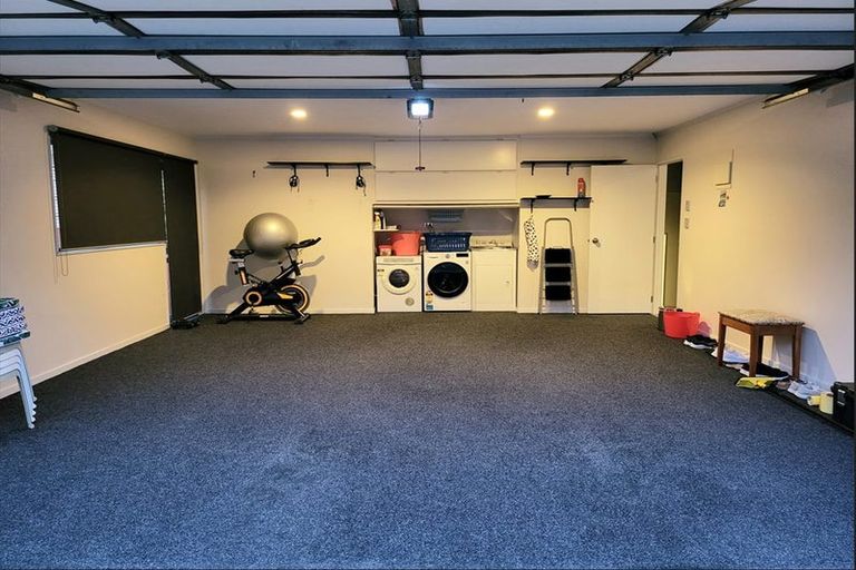 Photo of property in 9 Carento Way, Stanmore Bay, Whangaparaoa, 0932