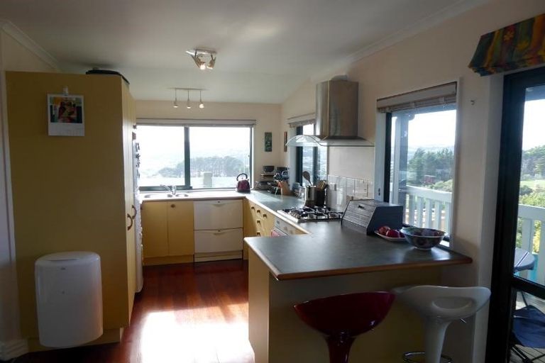 Photo of property in 14 Marjory Close, Broadmeadows, Wellington, 6035