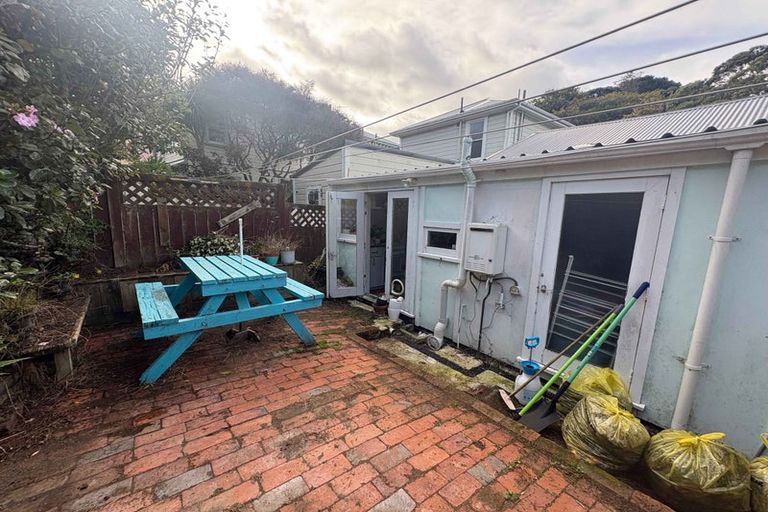 Photo of property in 59 Aro Street, Aro Valley, Wellington, 6021