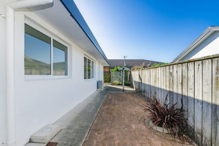Photo of property in 4a Cedar Drive, Paraparaumu Beach, Paraparaumu, 5032