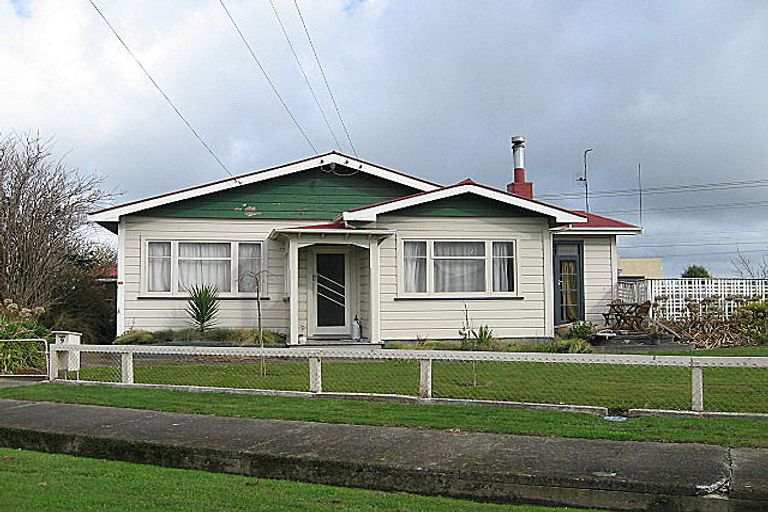 Photo of property in 9 Edmay Street, Feilding, 4702