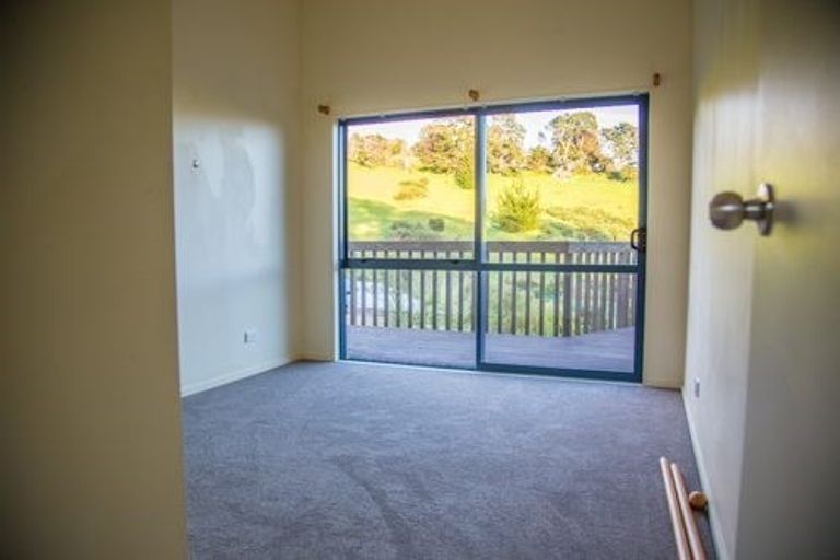 Photo of property in 215 Spur Road, Stillwater, Silverdale, 0993