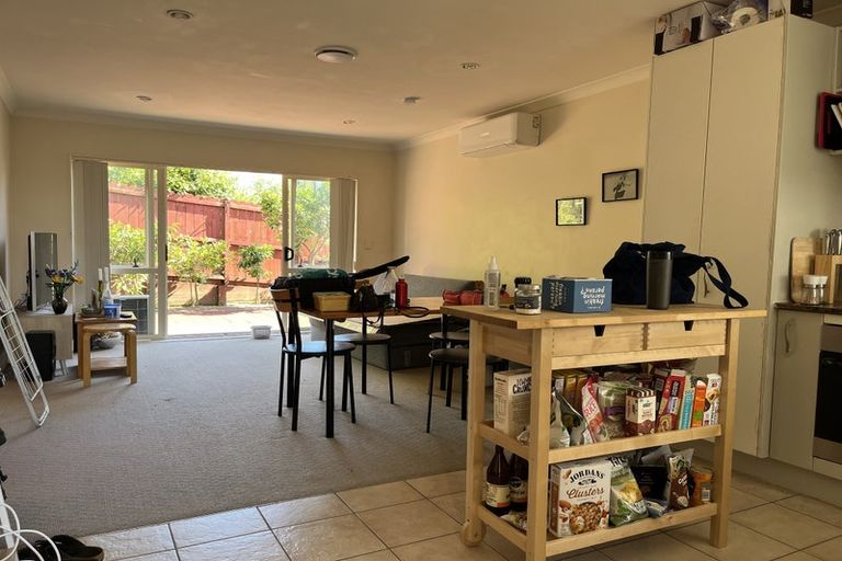 Photo of property in 9 Ballyroney Place, East Tamaki, Auckland, 2013