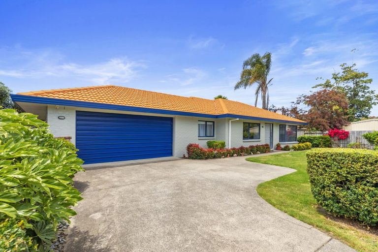 Photo of property in 37 Beachlands Place, Papamoa Beach, Papamoa, 3118