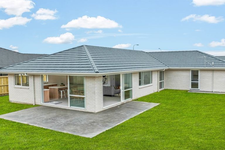 Photo of property in 79 Northmoor Boulevard, Rolleston, 7615