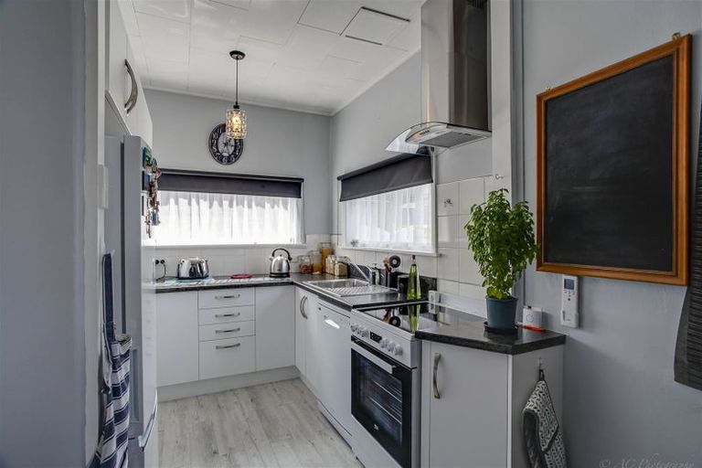 Photo of property in 11 Cameron Street, Seaview, Timaru, 7910