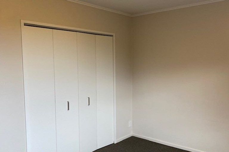Photo of property in 3/49 Maungaraki Road, Korokoro, Lower Hutt, 5012