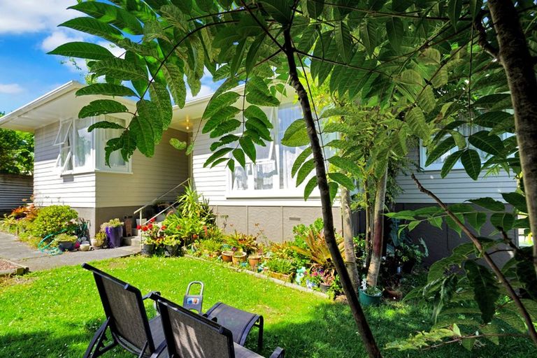 Photo of property in 4 Aronui Terrace, Kelston, Auckland, 0602