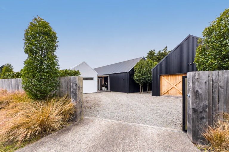 Photo of property in 20 Orchard Road, Greytown, 5712